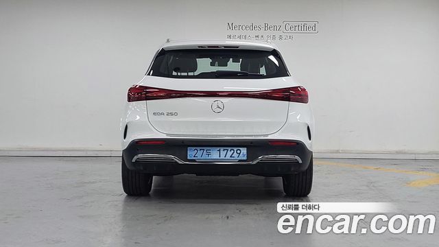 Mercedes-Benz EQA (H243) EQA250 AMG Line 2026 — фото 4