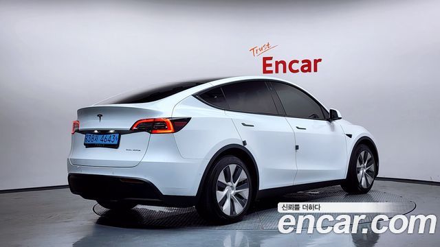 Tesla Model Y Long Range AWD 2021 — фото 2