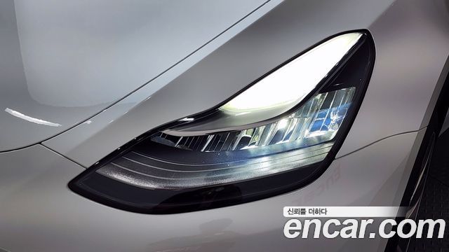 Tesla Model Y Long Range AWD 2021 — фото 22