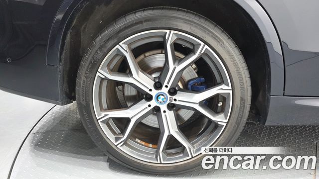 BMW X5 (G05) xDrive 45e M Sport 2023 — фото 5