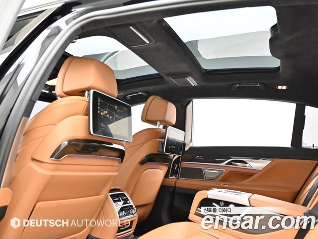 BMW 7 Series (G11) 745Le iPerformance Design Pure Excellence 2021 — фото 9