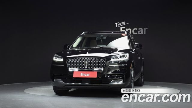 Lincoln Aviator (II) 3.0 Reserve  AWD 2022 — фото 3