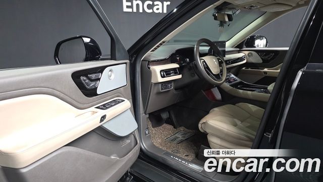 Lincoln Aviator (II) 3.0 Reserve  AWD 2022 — фото 10