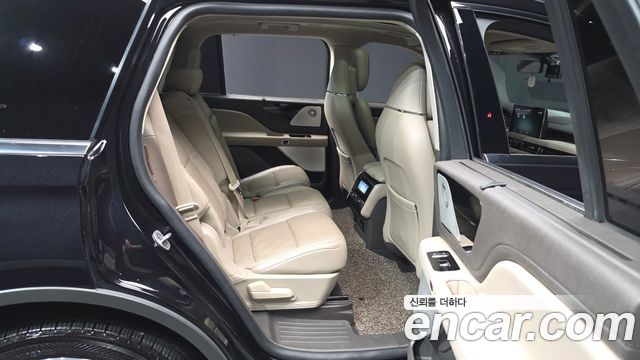 Lincoln Aviator (II) 3.0 Reserve  AWD 2022 — фото 12