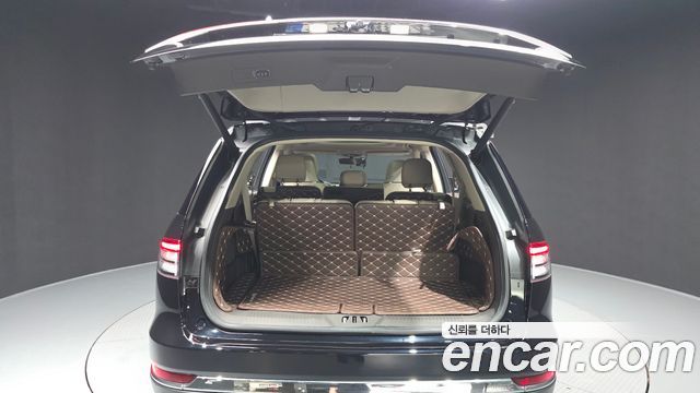 Lincoln Aviator (II) 3.0 Reserve  AWD 2022 — фото 20