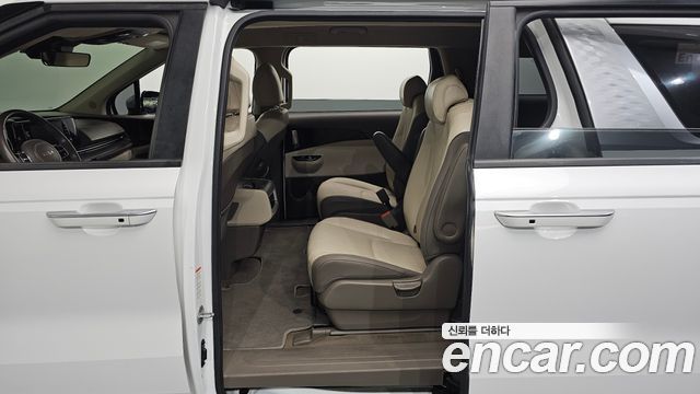 Kia Carnival (IV) Diesel 9-Seater Prestige 2022 — фото 11