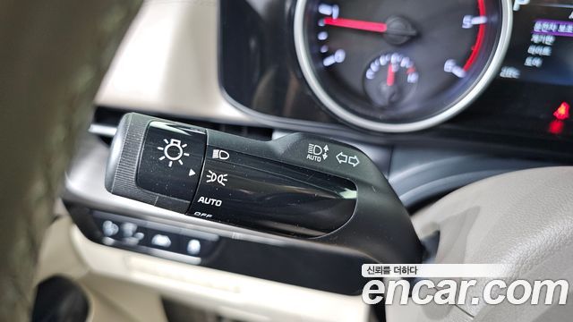 Kia Carnival (IV) Diesel 9-Seater Prestige 2022 — фото 13
