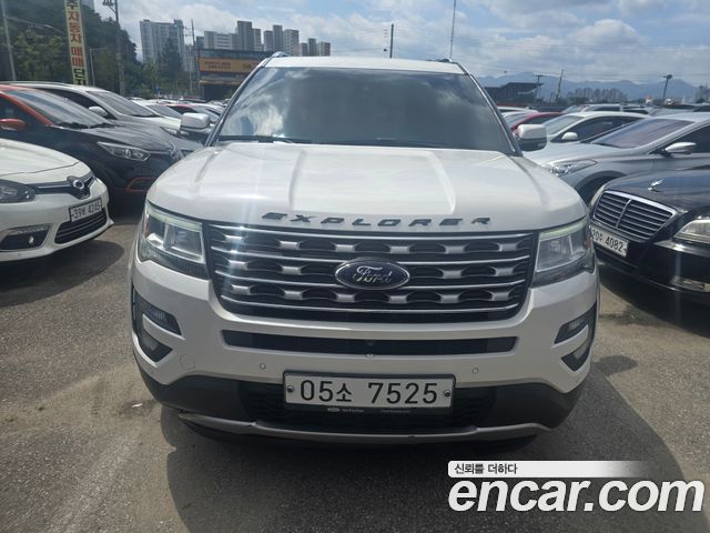 Ford Explorer 2.3 Limited 4WD 5th 2017 — фото 3