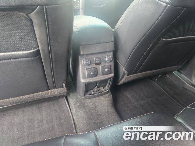 Ford Explorer 2.3 Limited 4WD 5th 2017 — фото 17