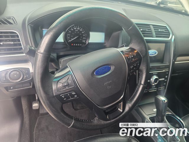 Ford Explorer 2.3 Limited 4WD 5th 2017 — фото 21
