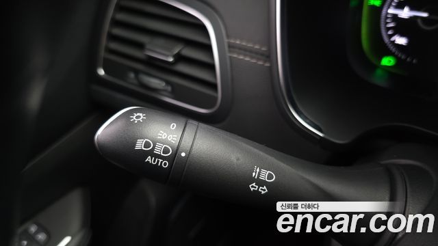 Renault Korea SM6 2.0 LPe LE 2020 — фото 19