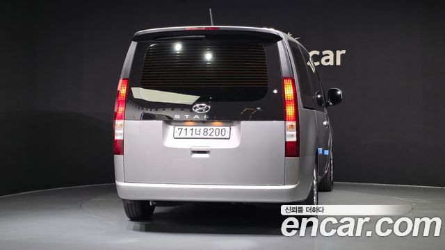 Hyundai Staria Tourer 11-Seater Modern 2022 — фото 4