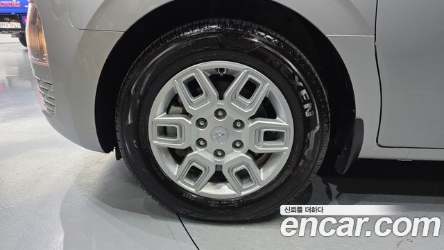 Hyundai Staria Tourer 11-Seater Modern 2022 — фото 5