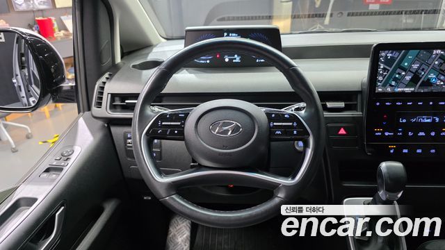 Hyundai Staria Tourer 11-Seater Modern 2022 — фото 12