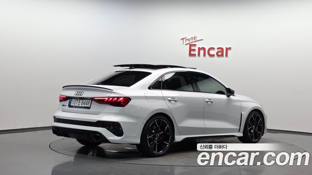 Audi RS3 (8Y) 2.5 TFSI Quattro 2024 — фото 2