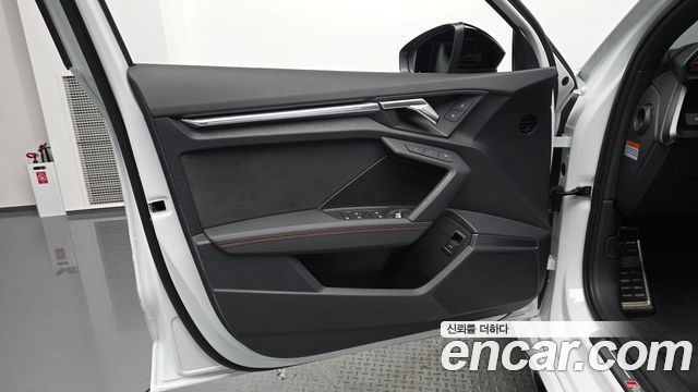 Audi RS3 (8Y) 2.5 TFSI Quattro 2024 — фото 24