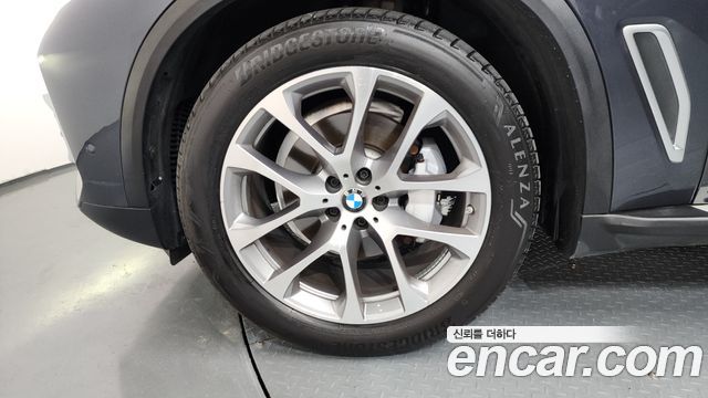 BMW X5 (G05) xDrive 30d xLine 2019 — фото 5