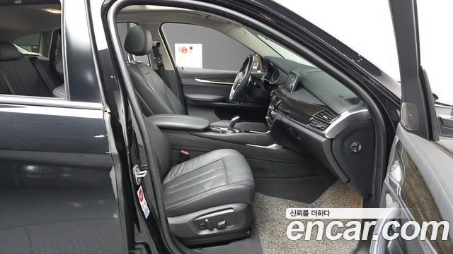 BMW X6 (F16) xDrive 30d 2017 — фото 11