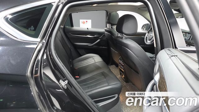 BMW X6 (F16) xDrive 30d 2017 — фото 12