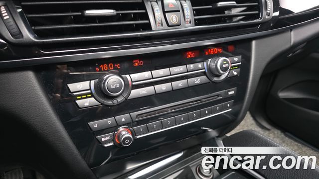 BMW X6 (F16) xDrive 30d 2017 — фото 16