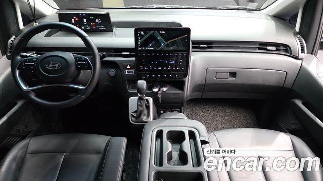 Hyundai Staria Tourer 9-Seater Modern 2025 — фото 7