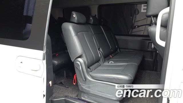 Hyundai Staria Tourer 9-Seater Modern 2025 — фото 12