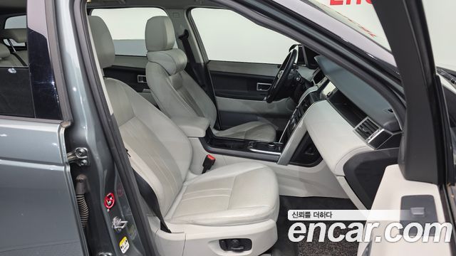 Land Rover Discovery Sport 2.0 TD4 SE (150PS) 2018 — фото 11