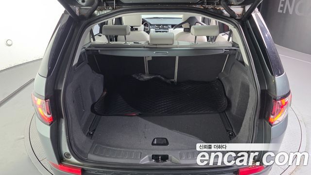 Land Rover Discovery Sport 2.0 TD4 SE (150PS) 2018 — фото 20