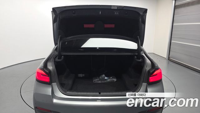 BMW 5 Series (G30) 520i M Sport 2023 — фото 20