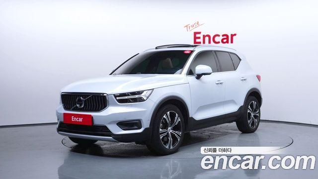 Volvo XC40 T4 Inscription 2020 — фото 1
