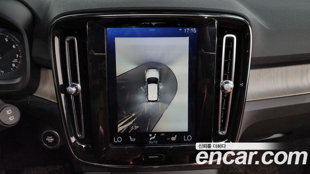 Volvo XC40 T4 Inscription 2020 — фото 14