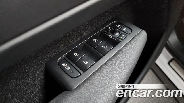 Volvo XC40 T4 Inscription 2020 — фото 30