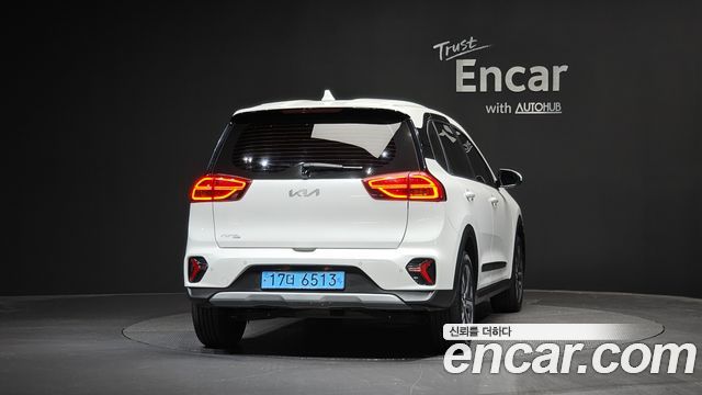 Kia Niro Plus Earth 2023 — фото 4