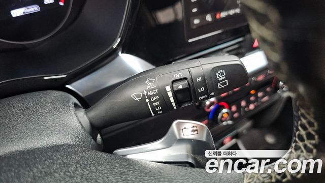 Kia Niro Plus Earth 2023 — фото 20
