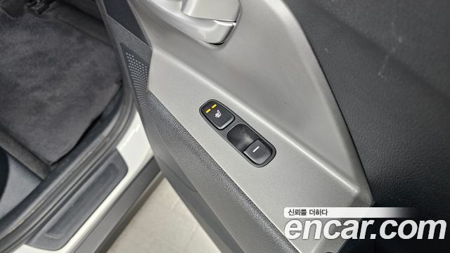 Kia Niro Plus Earth 2023 — фото 28