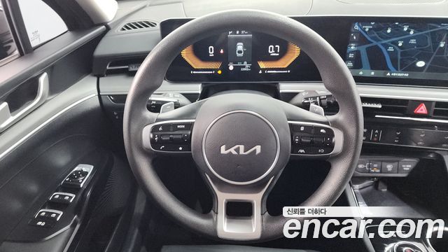 Kia K5 (III) 2.0 Prestige 2024 — фото 17
