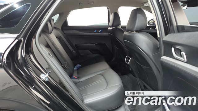 Kia K5 (III) 2.0 Prestige 2025 — фото 15