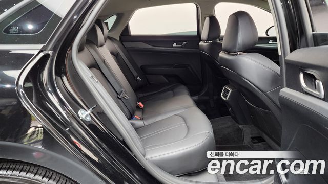 Kia K5 (III) 2.0 Prestige 2025 — фото 15