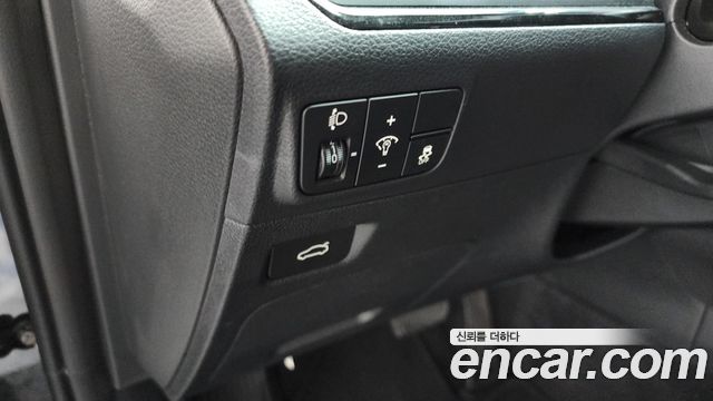 Kia K5 (III) 2.0 Prestige 2025 — фото 33