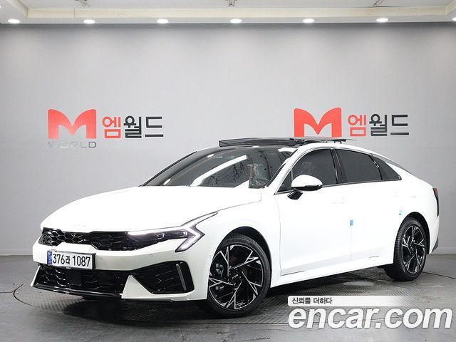 Kia K5 (III) 2.0 Noblesse