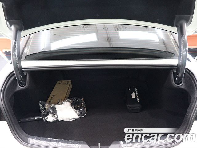 Kia K5 (III) 2.0 Noblesse 2027 — фото 5