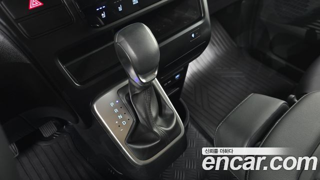 Hyundai Staria Cargo 3-Seater Modern 2025 — фото 9