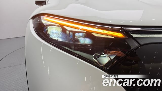 Mercedes-Benz EQS SUV (X296) EQS580 4MATIC 2023 — фото 28