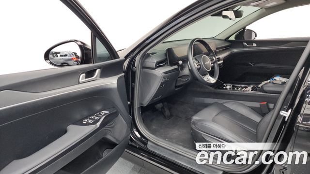 Kia K5 (III) 2.0 Prestige 2025 — фото 10