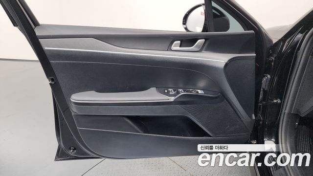 Kia K5 (III) 2.0 Prestige 2025 — фото 27
