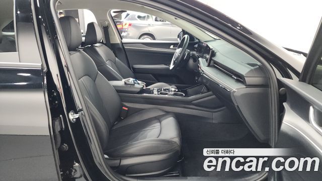 Kia K5 (III) 2.0 Prestige 2025 — фото 29