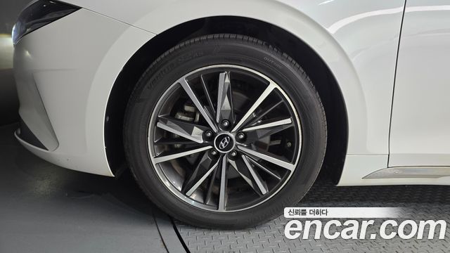 Hyundai Grandeur (IG) 2.5 Le Blanc 2023 — фото 5