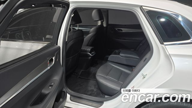Hyundai Grandeur (IG) 2.5 Le Blanc 2023 — фото 11