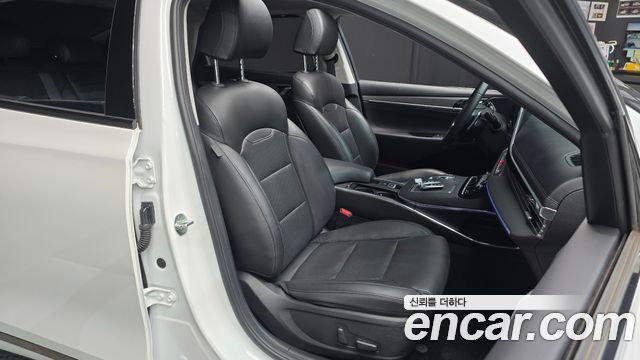 Hyundai Grandeur (IG) 2.5 Le Blanc 2023 — фото 12