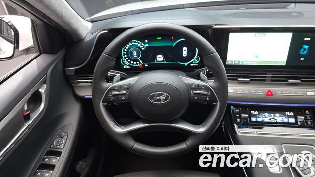 Hyundai Grandeur (IG) 2.5 Le Blanc 2023 — фото 13